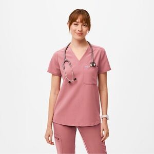 FIGS Women's Mauve Pink TECHNICAL COLLECTION Set Small Top & Petite Jogger Pant